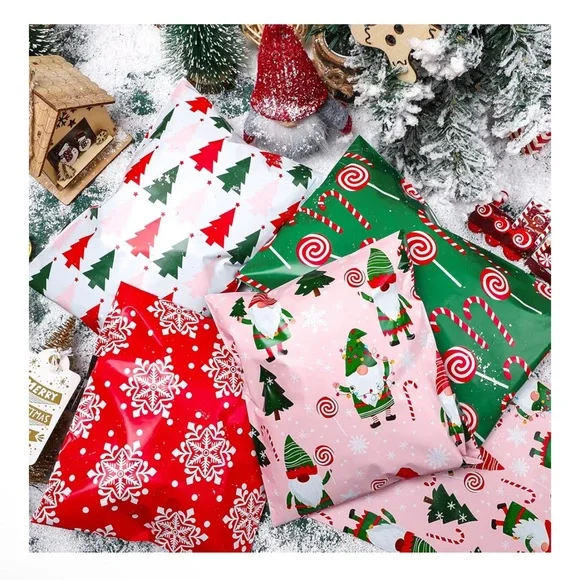 Holiday Assorted 6x9 Polymailers – 25 Pack - Picture 2 of 7